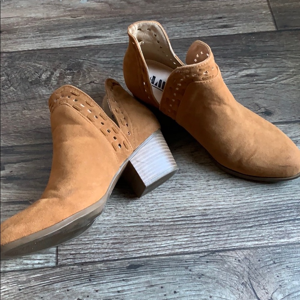 ADORABLE BOOTIES FOR ANY SEASON